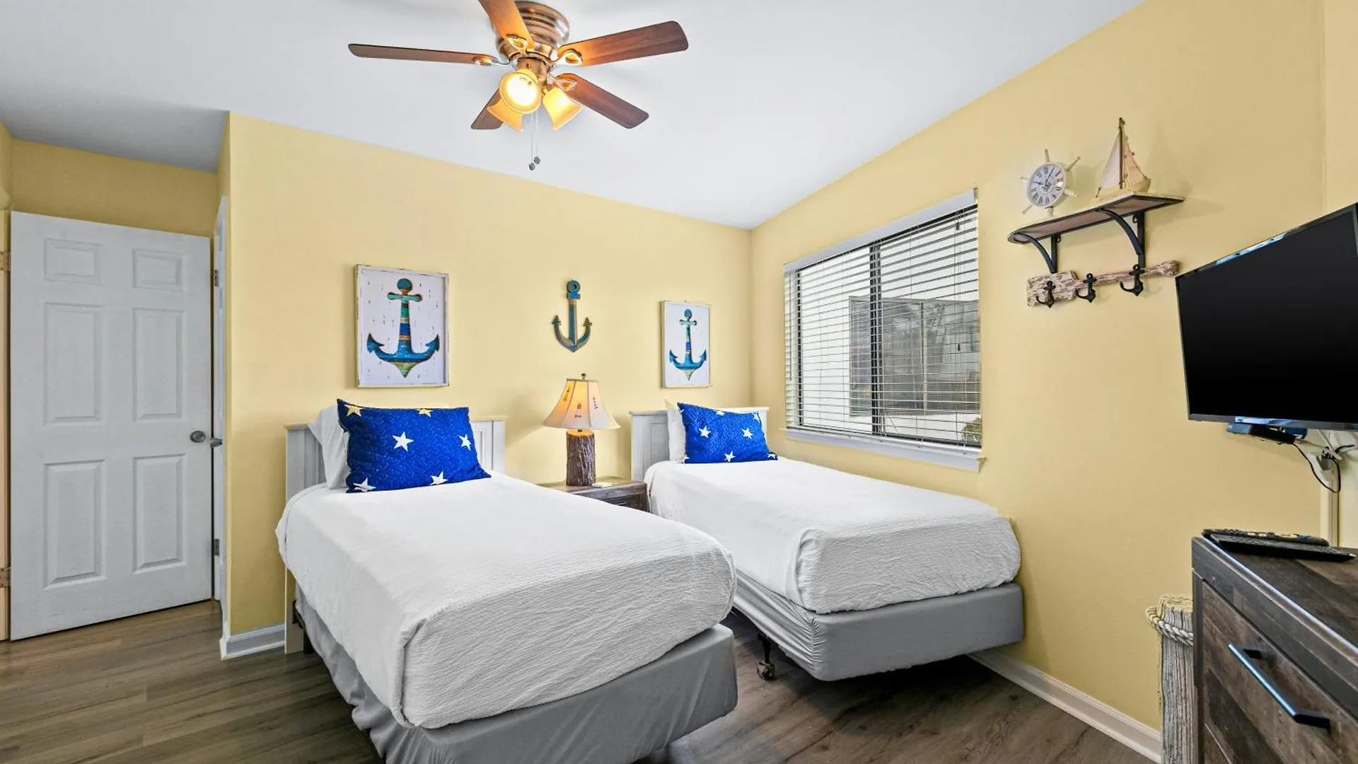 Crystal Village Destin Apartment